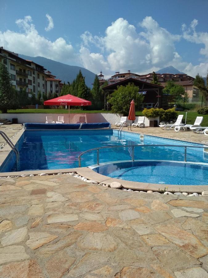 Appartement **Mountain** Views Just Next To The Gondola Lift à Bansko Extérieur photo